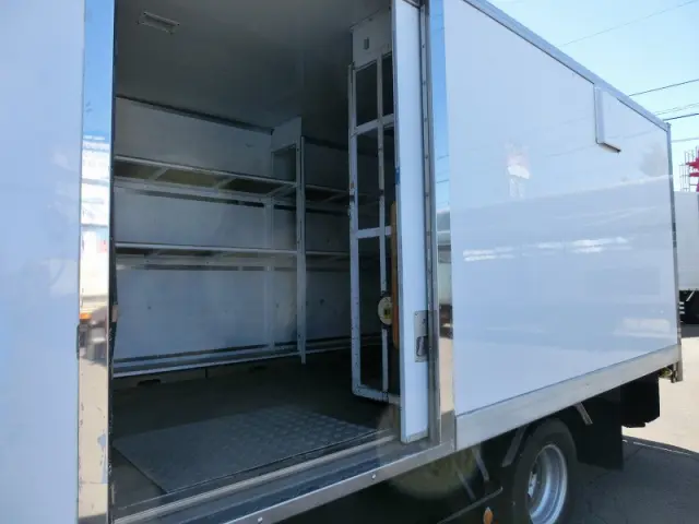 いすゞ エルフ TDG-NPS85AN(4WD)の写真10