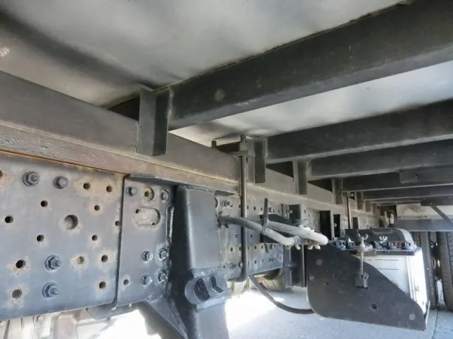 いすゞ エルフ TDG-NPS85AN(4WD)の写真13