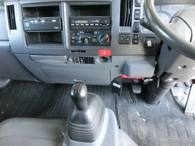 いすゞ エルフ TDG-NPS85AN(4WD)の写真23