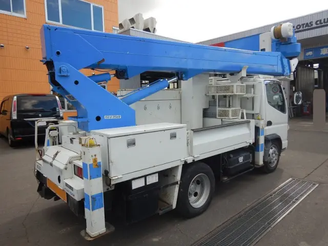 三菱 キャンター KK-FE73EBY(2WD)の写真3