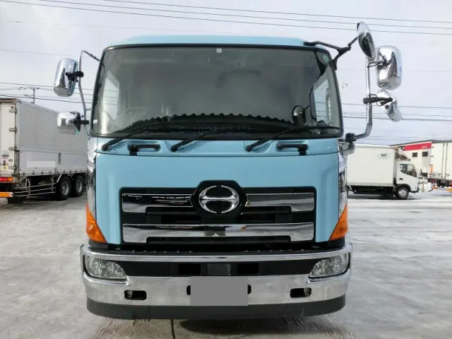 日野 プロフィア QPG-FS1AKDA(6x4)の写真3