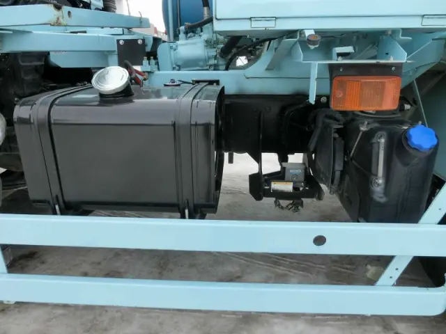 日野 プロフィア QPG-FS1AKDA(6x4)の写真12