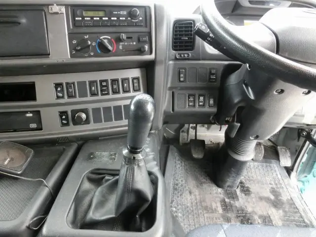 日野 プロフィア QPG-FS1AKDA(6x4)の写真23