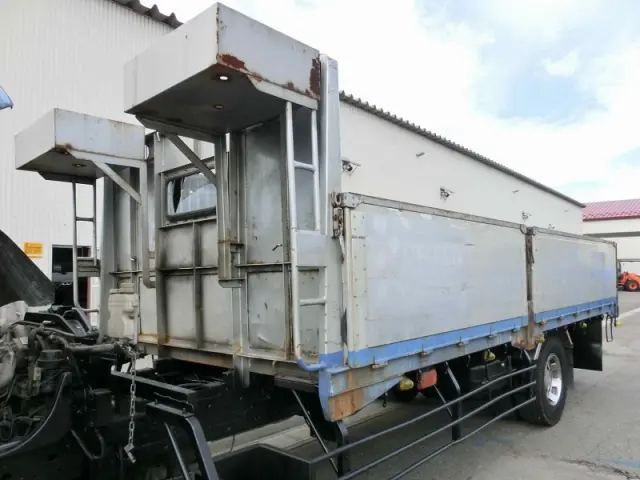 三菱 ファイター PJ-FK61FKZ(2WD)の写真10