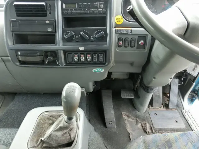 三菱 ファイター PJ-FK61FKZ(2WD)の写真23