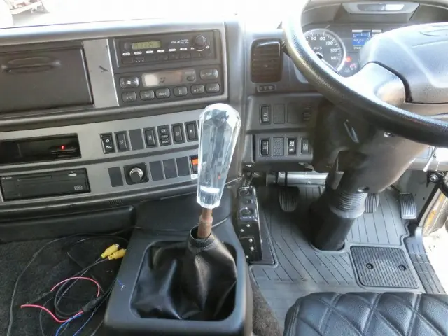 日野 プロフィア QKG-FS1EKDA(6x4)の写真21