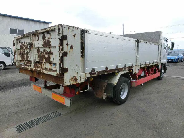 いすゞ フォワード PKG-FRR90S2(2WD)の写真6