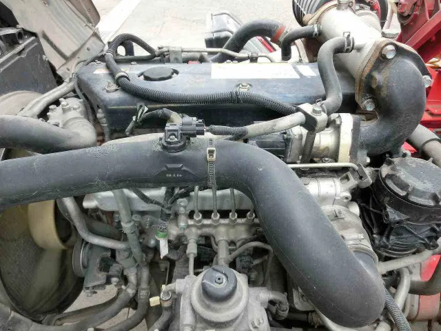 いすゞ フォワード PKG-FRR90S2(2WD)の写真20