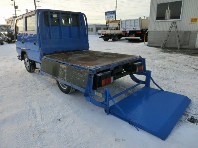 いすゞ エルフ TKG-NHS85A(4WD)の写真9