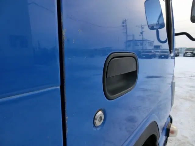 いすゞ エルフ TKG-NHS85A(4WD)の写真16