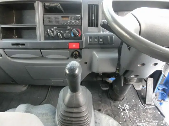 いすゞ エルフ TKG-NHS85A(4WD)の写真23