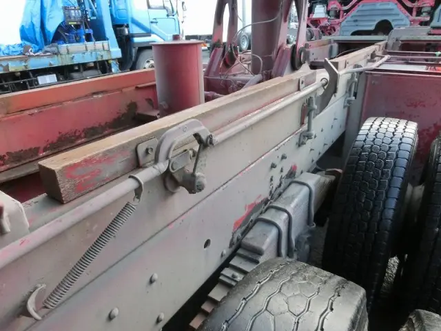 日野 プロフィア BDG-FR1EPYA(6x2)の写真14