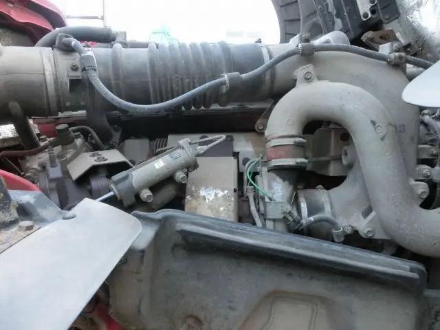 日野 プロフィア BDG-FR1EPYA(6x2)の写真20