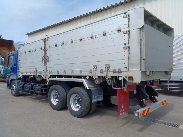 三菱 スーパーグレート 6R10(6x4)の写真4