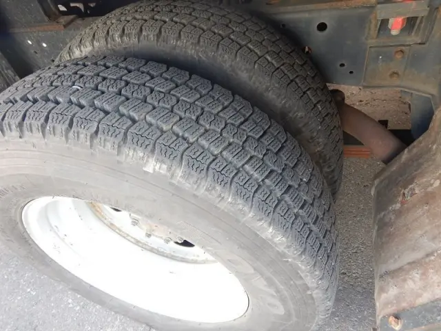 いすゞ エルフ BDG-NKS85AN(4WD)の写真17