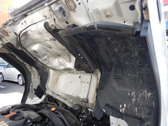 いすゞ エルフ BDG-NKS85AN(4WD)の写真24