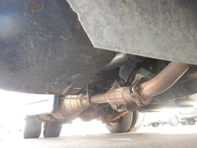 いすゞ エルフ BDG-NKS85AN(4WD)の写真30