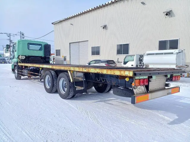 いすゞ ギガ PDG-CYZ77V8(6x4)の写真4