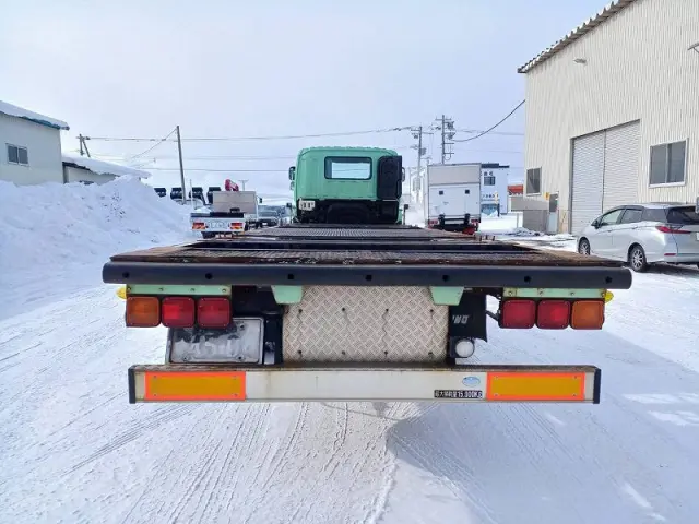 いすゞ ギガ PDG-CYZ77V8(6x4)の写真5