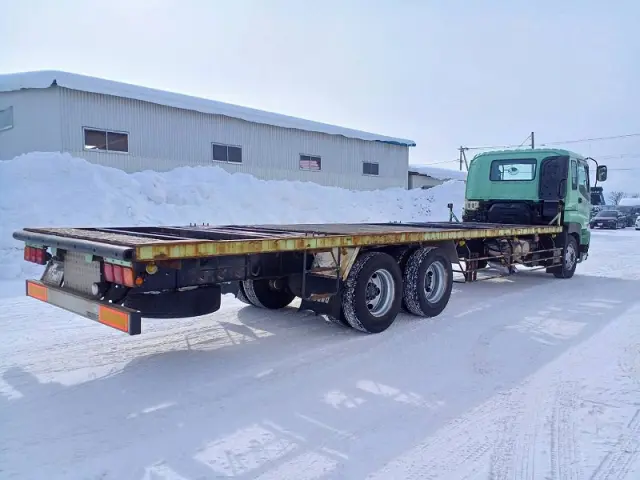 いすゞ ギガ PDG-CYZ77V8(6x4)の写真6