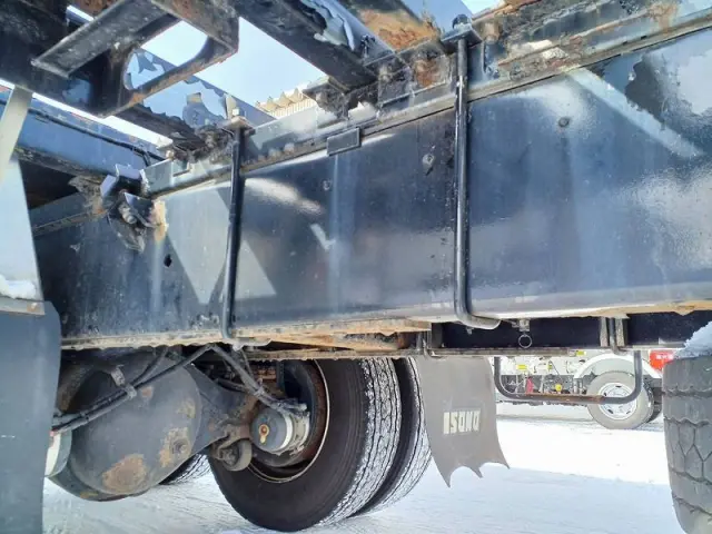 いすゞ ギガ PDG-CYZ77V8(6x4)の写真10