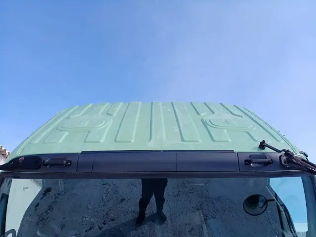 いすゞ ギガ PDG-CYZ77V8(6x4)の写真17