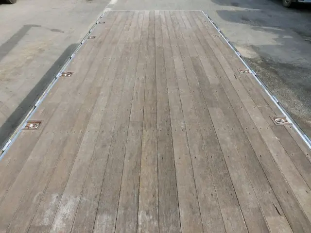 日野 レンジャー PK-FE8JPFG(2WD)の写真11