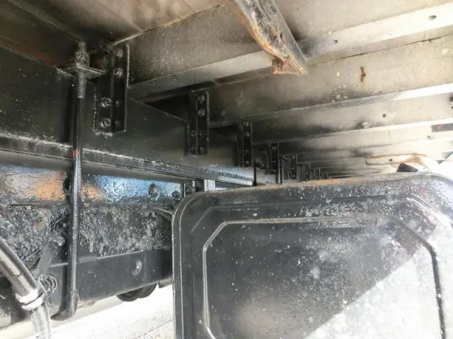 日野 レンジャー PK-FE8JPFG(2WD)の写真16