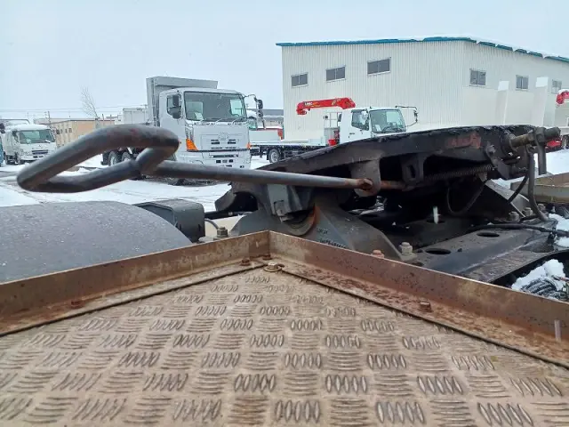 日野 プロフィア QPG-SH1EDDG(2WD)の写真14