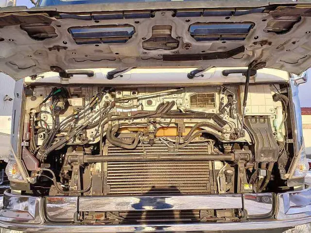 日野 プロフィア QPG-SH1EDDG(2WD)の写真17