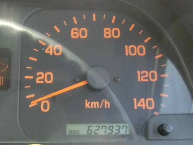 いすゞ ギガ KL-CYZ52V4(6x4)の写真24