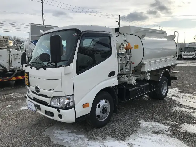 日野 デュトロ 2DG-XZU685M(4WD)の写真1