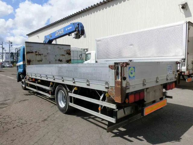 いすゞ フォワード PDG-FTR34S2(2WD)の写真4