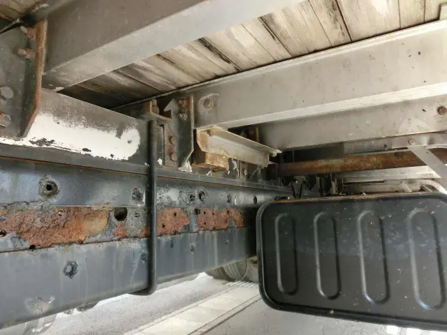 いすゞ フォワード PDG-FTR34S2(2WD)の写真10