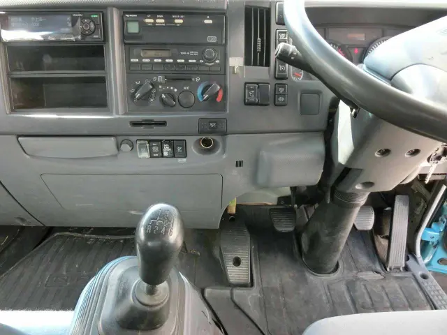 いすゞ フォワード PDG-FTR34S2(2WD)の写真23