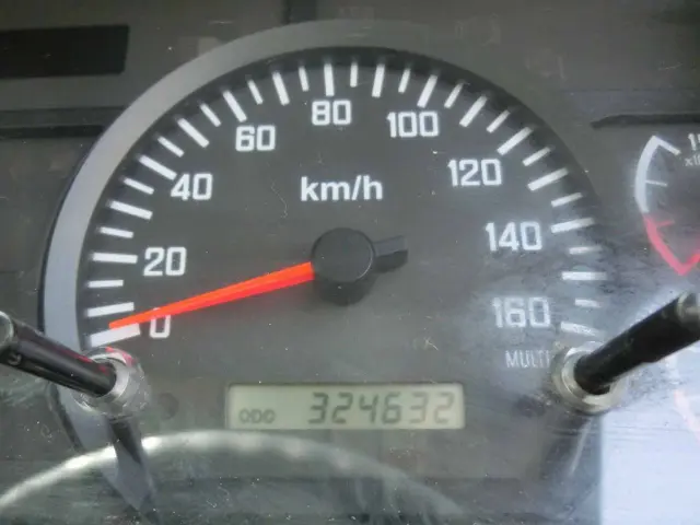 いすゞ フォワード PDG-FTR34S2(2WD)の写真24