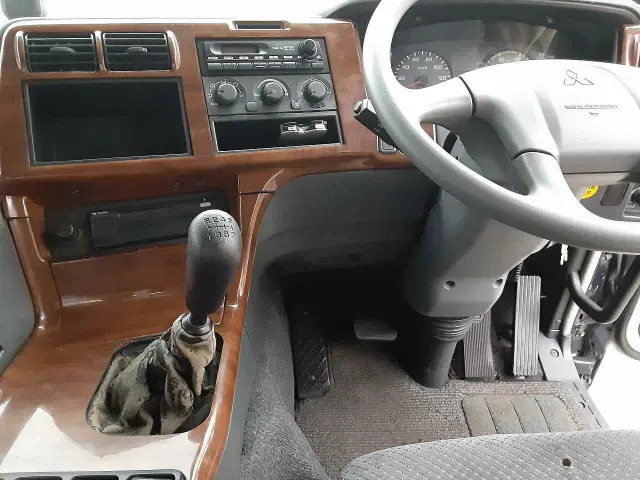 三菱 スーパーグレート QKG-FS54VZ(8x4)の写真23