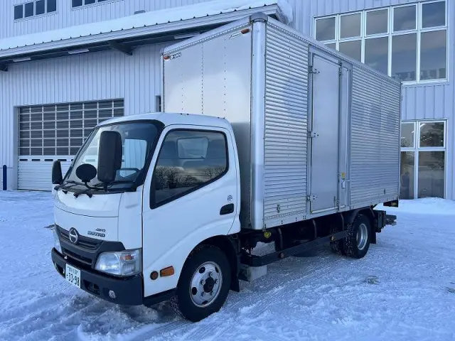 日野 デュトロ TKG-XZU695M(4WD)の写真1