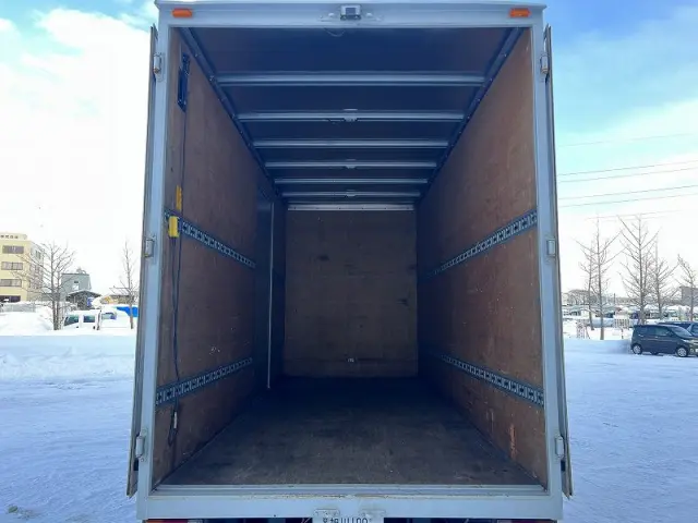 日野 デュトロ TKG-XZU695M(4WD)の写真8