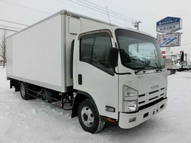 いすゞ エルフ TDG-NPS85AN(4WD)の写真2