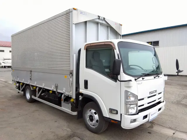 いすゞ エルフ TDG-NPS85AN(4WD)の写真2