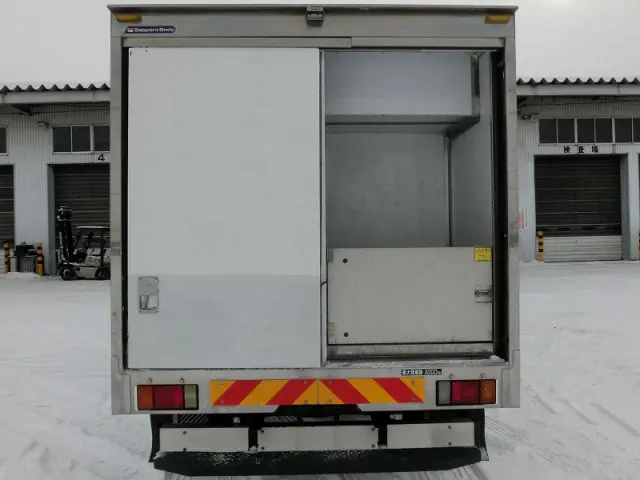 いすゞ エルフ TDG-NPS85AN(4WD)の写真7