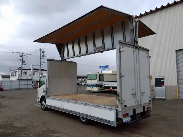いすゞ エルフ TDG-NPS85AN(4WD)の写真8