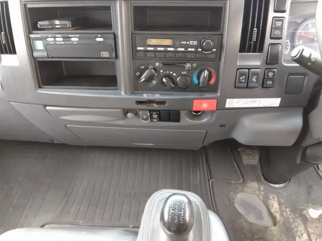 いすゞ エルフ TDG-NPS85AN(4WD)の写真23