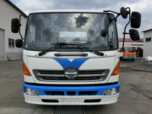 日野 レンジャー LKG-FE7JJAA(2WD)の写真3