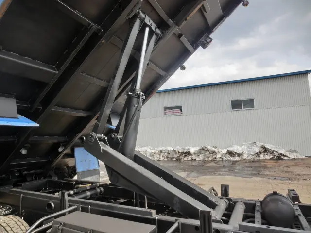 日野 レンジャー LKG-FE7JJAA(2WD)の写真11