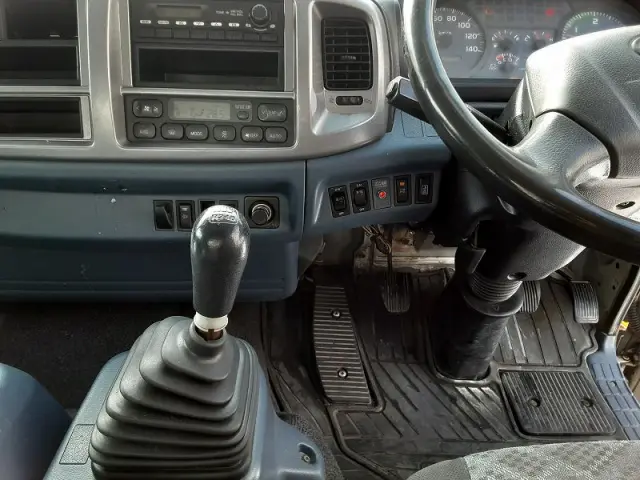 日野 レンジャー ADG-FE8JMWA(2WD)の写真23