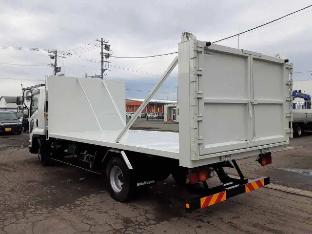 いすゞ フォワード TKG-FRR90S2(2WD)の写真4