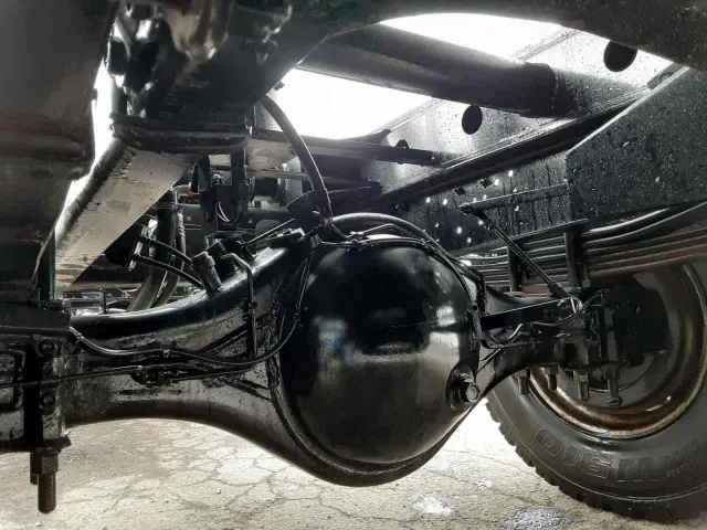 いすゞ フォワード TKG-FRR90S2(2WD)の写真14