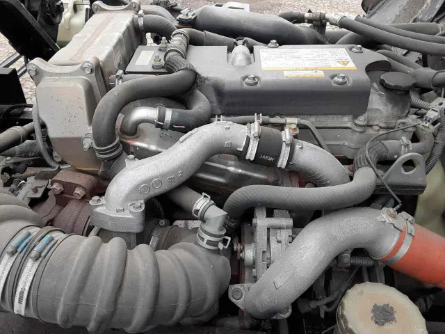 いすゞ フォワード TKG-FRR90S2(2WD)の写真21